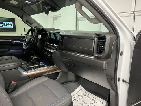 Used 2022 Chevrolet Silverado 1500 RST AWD/4WD image 97