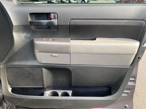 Used 2012 Toyota Tundra 4x4 Double Cab image 32
