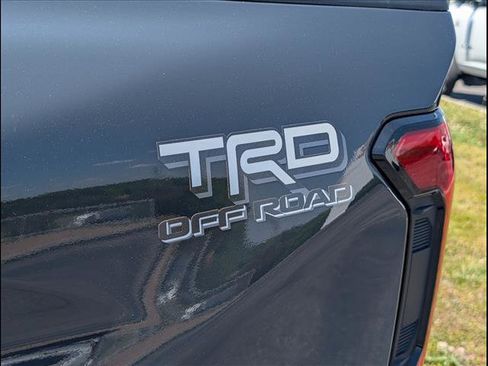 Used 2024 Toyota Tacoma TRD Off-Road AWD/4WD image 19