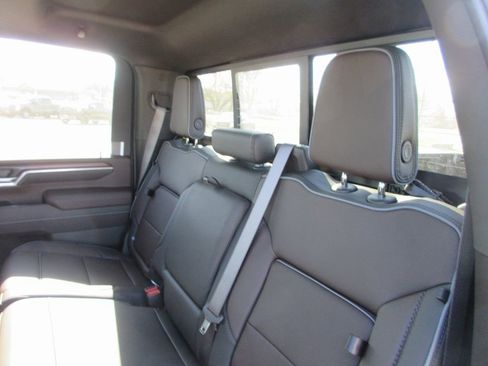 New 2026 GMC Sierra 3500 Denali w/ Denali Reserve Package image 15