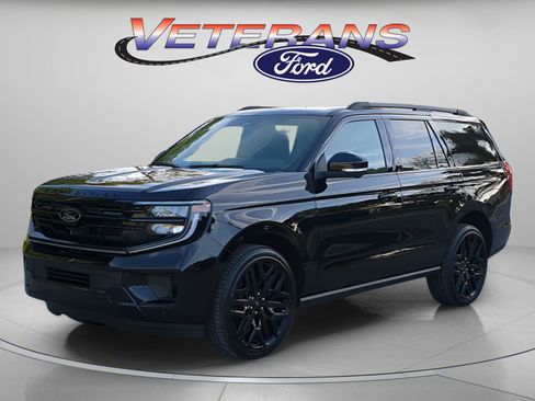 New 2026 Ford Expedition Platinum image 1