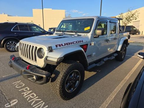 Used 2023 Jeep Gladiator Rubicon w/ LED Lighting Group AWD/4WD image 4