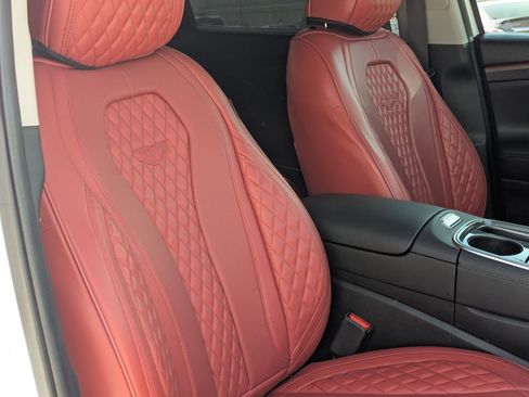 Used 2023 Hyundai Santa Fe SEL w/ Premium Package image 30