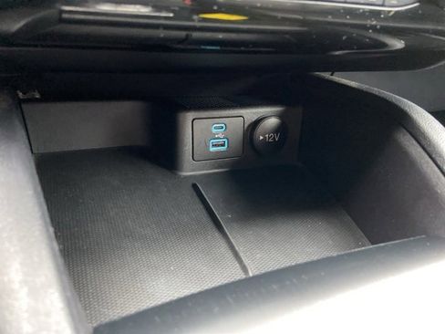 Used 2022 Ford Escape SEL image 18