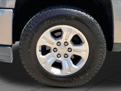 Used 2017 Chevrolet Silverado 1500 LT w/ All Star Edition AWD/4WD image 11
