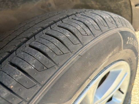 Used 2016 Dodge Charger SE w/ Popular Equipment Group image 18