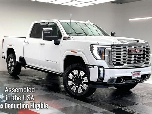 New 2026 GMC Sierra 2500 Denali w/ Denali Reserve Package image 1