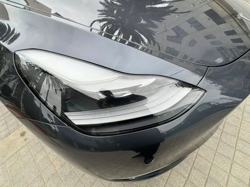 Used 2022 Tesla Model Y Performance AWD/4WD image 28