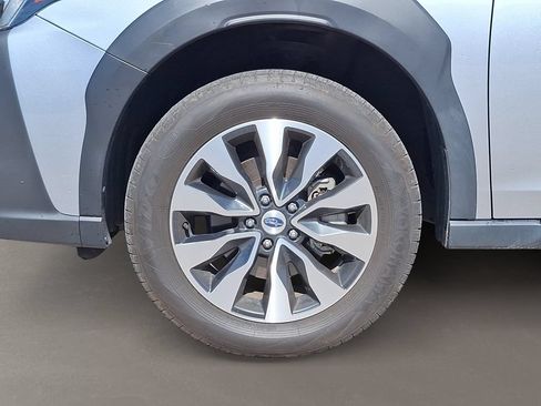 Certified 2024 Subaru Outback Touring AWD/4WD image 10