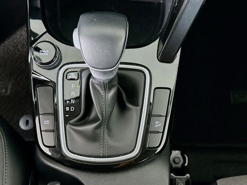 Used 2025 Kia Seltos S image 25