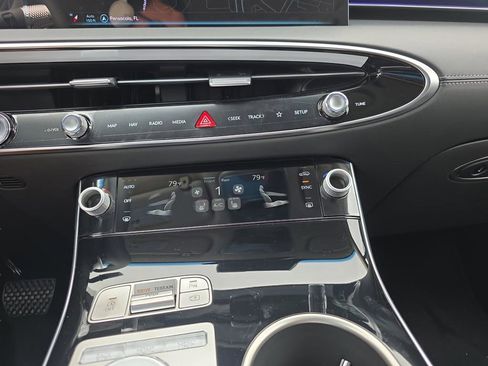 New 2026 Genesis GV70 2.5T AWD/4WD image 20