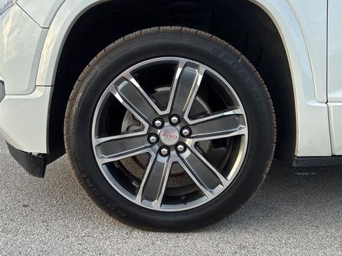 Used 2018 GMC Acadia Denali w/ Technology Package image 14