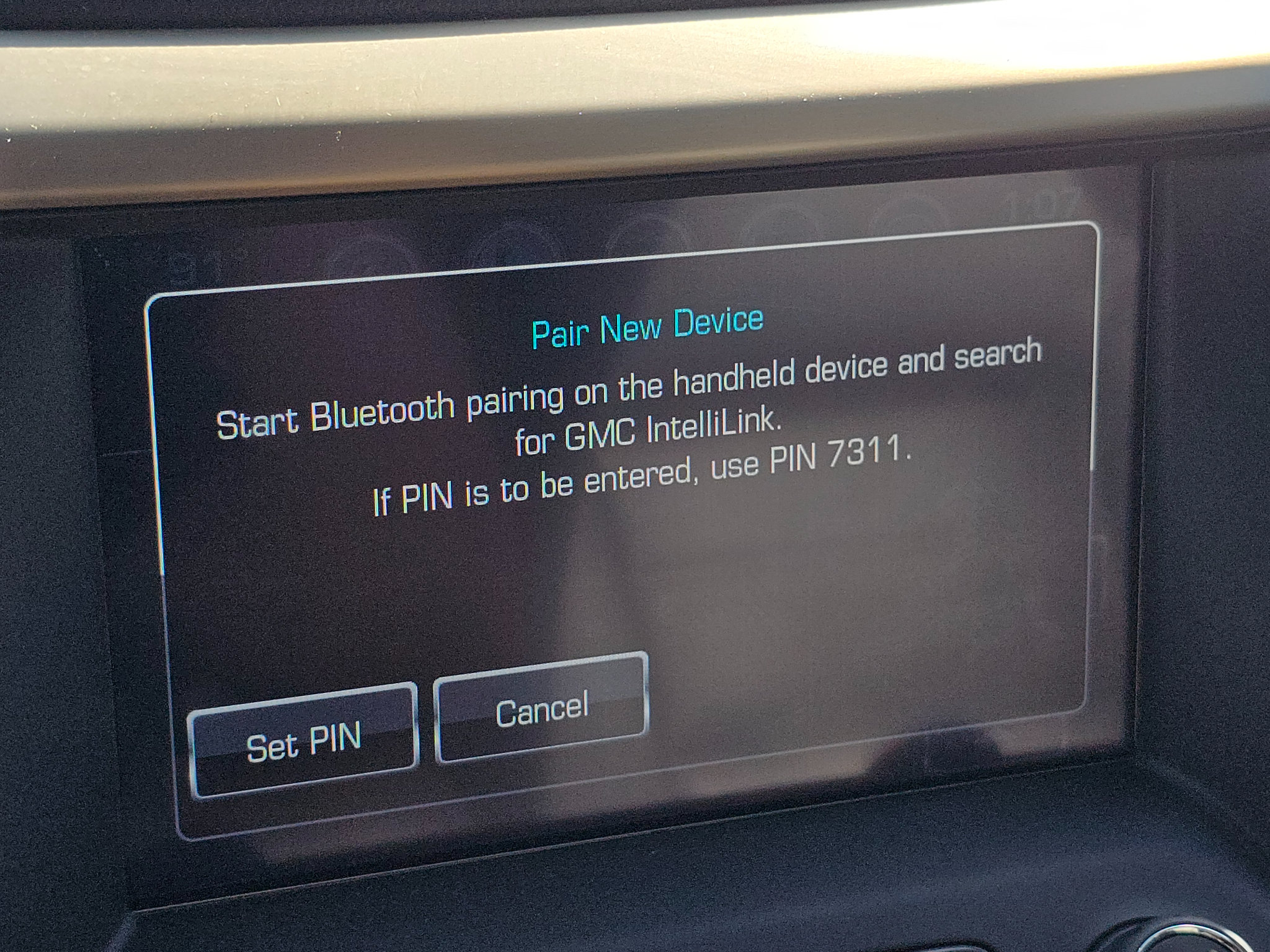 Used 2017 GMC Acadia Denali w/ Technology Package AWD/4WD image 32