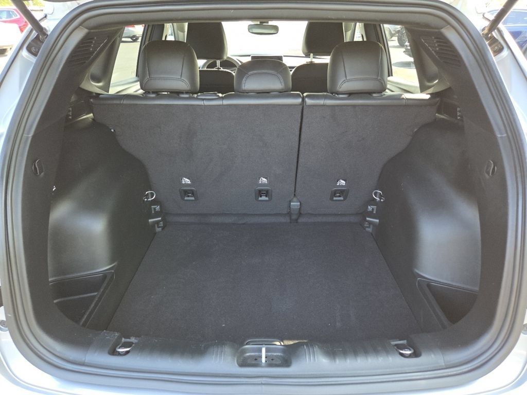 Used 2023 Jeep Compass Latitude AWD/4WD image 24