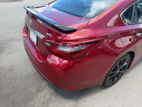 Used 2017 Nissan Altima 2.5 SR w/ Midnight Edition Package FWD image 40