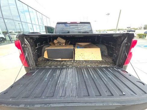 Used 2021 Chevrolet Silverado 1500 LTZ image 27