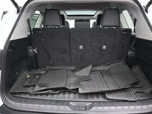Used 2024 Toyota Grand Highlander AWD image 32