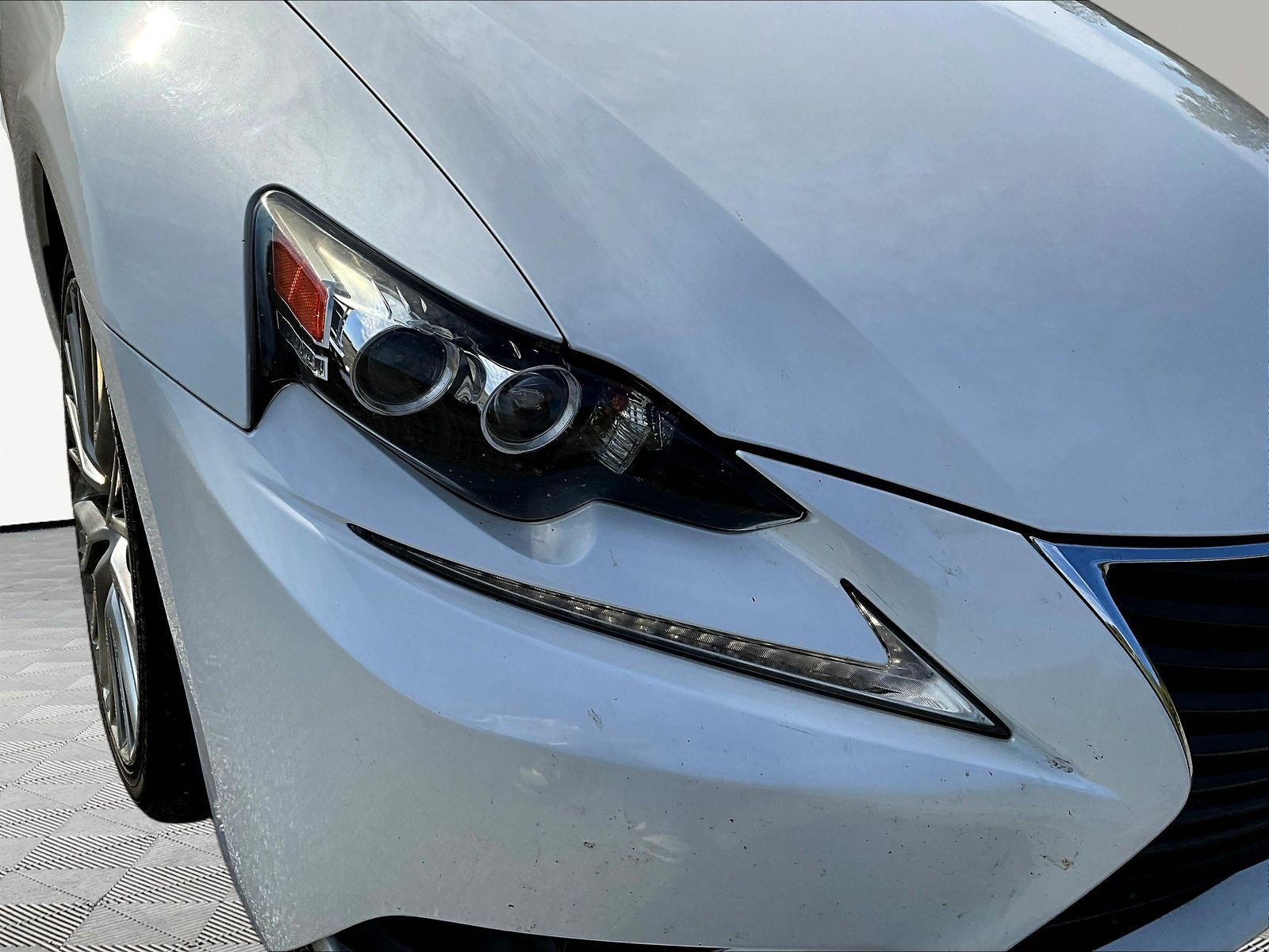 Used 2015 Lexus IS 250 AWD w/ Navigation System Package image 31