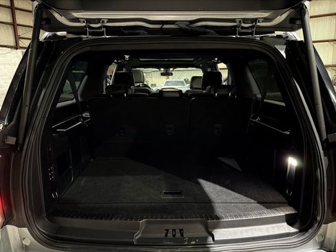 Used 2021 Ford Expedition Max Limited RWD image 19