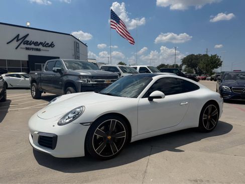 Used 2017 Porsche 911 Carrera RWD image 1