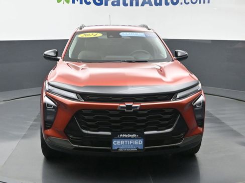 Certified 2024 Chevrolet Trax ACTIV w/ Driver Confidence Package image 4