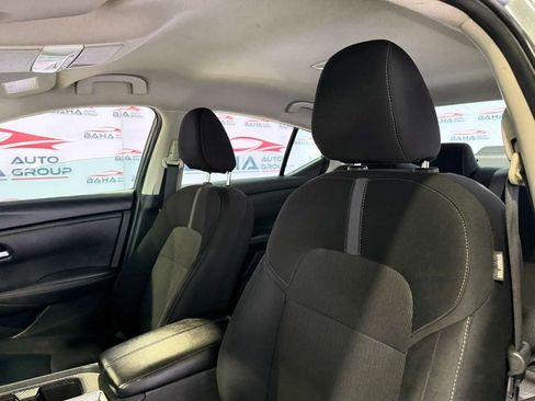 Used 2024 Nissan Sentra SV FWD image 29