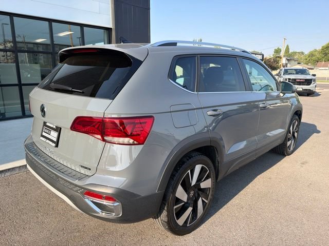 Used 2024 Volkswagen Taos SEL AWD/4WD image 9