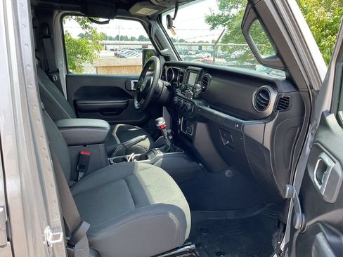Used 2020 Jeep Wrangler Unlimited Sport AWD/4WD image 16