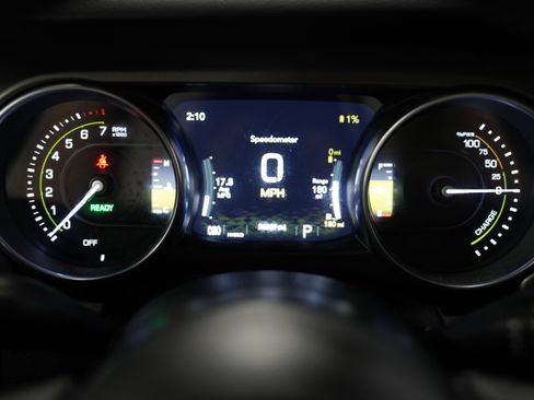Used 2023 Jeep Wrangler Unlimited AWD/4WD image 21