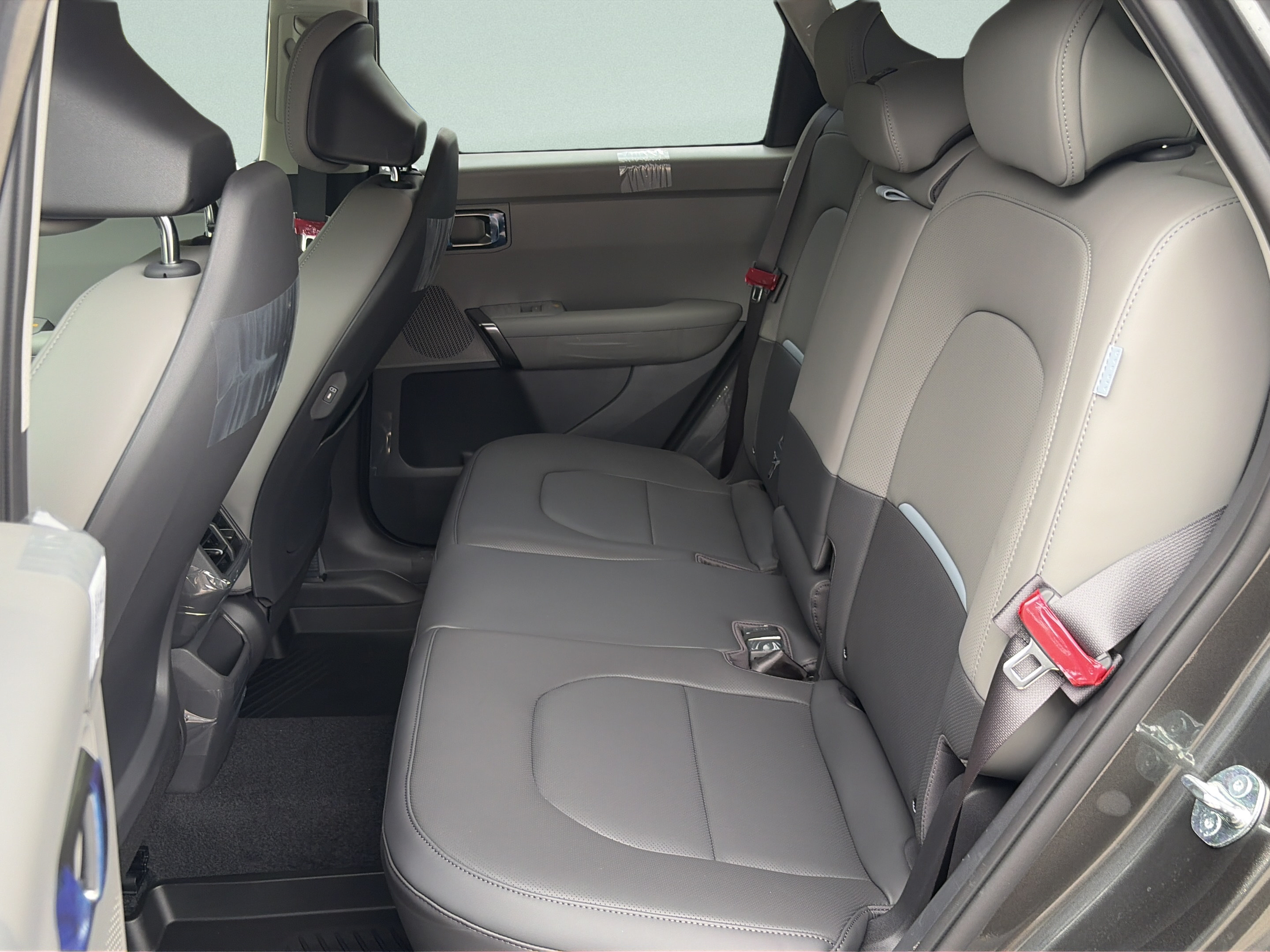 New 2027 Kia Seltos EX w/ EX Panoramic Sunroof Package FWD image 12