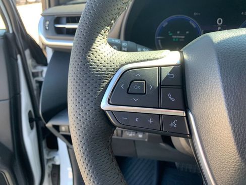 New 2026 Toyota Sienna Platinum AWD/4WD image 30