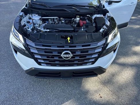 New 2026 Nissan Rogue SV FWD image 30