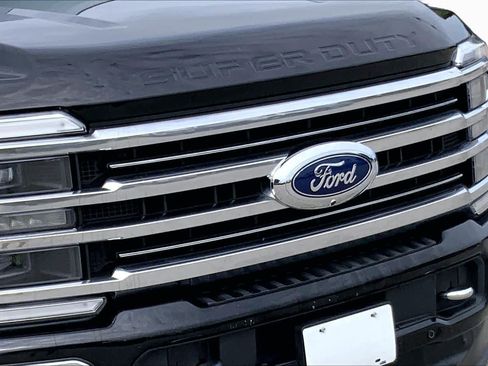 Used 2024 Ford F250 Limited AWD/4WD image 26