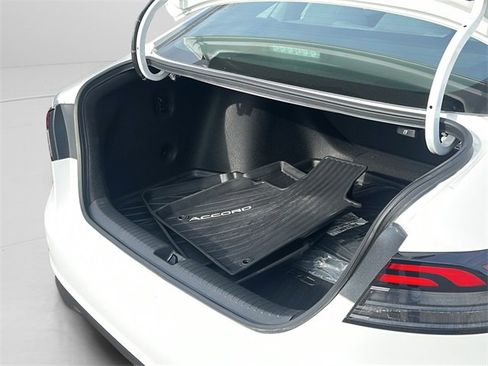 Certified 2025 Honda Accord LX image 16