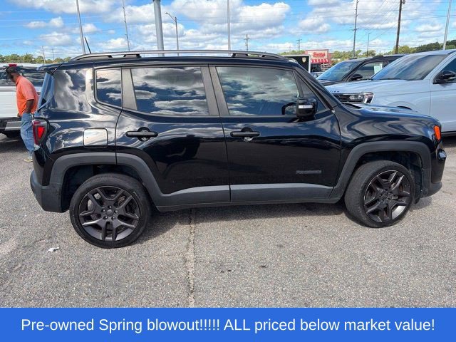 Used 2020 Jeep Renegade Altitude AWD/4WD image 8