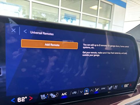 Certified 2024 Chevrolet Traverse RS w/ LPO, Floor Liner Package AWD/4WD image 44