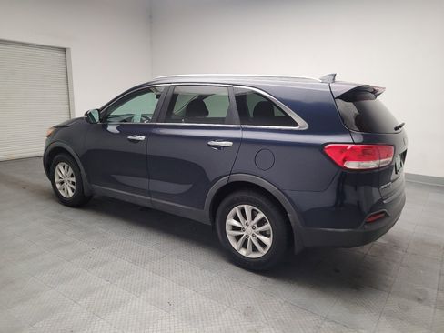 Used 2018 Kia Sorento FWD image 3