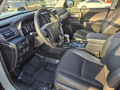 Used 2023 Toyota 4Runner TRD Off-Road Premium w/ Off Road Premium Plus Package AWD/4WD image 11