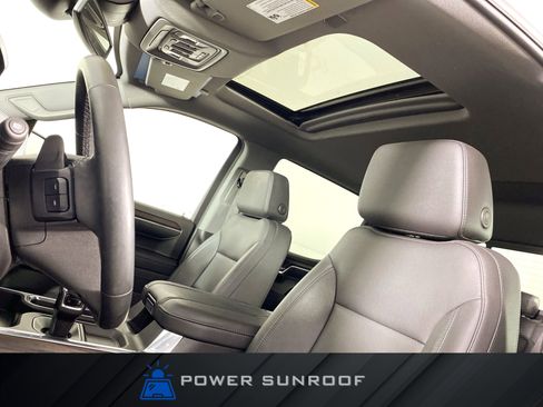 Used 2023 GMC Sierra 1500 SLT w/ SLT Premium Plus Package image 2