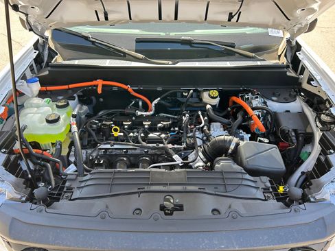 New 2026 Ford Maverick XLT FWD image 21