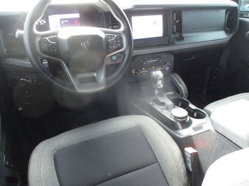 Used 2022 Ford Bronco Big Bend w/ Sasquatch Package image 6