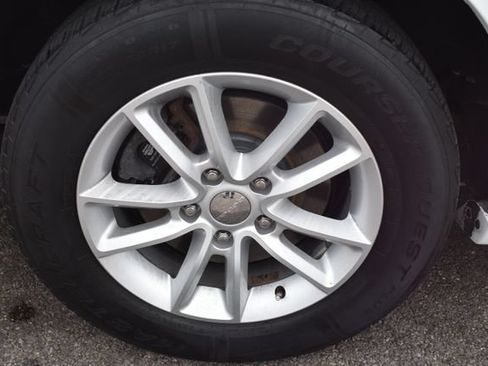 Used 2019 Dodge Grand Caravan SXT FWD image 45