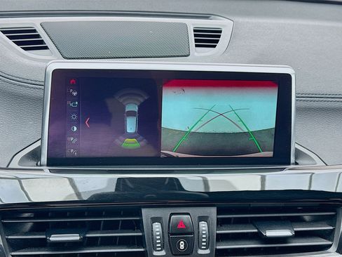 Used 2021 BMW X1 sDrive28i image 10