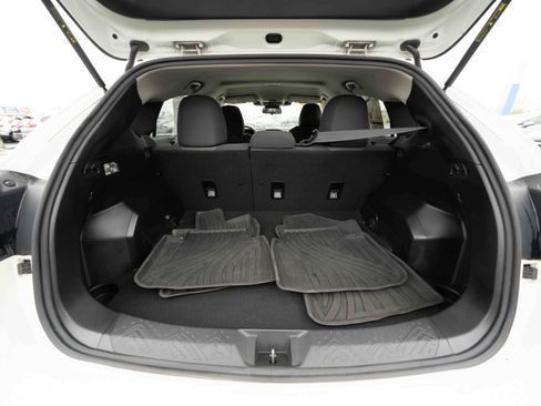 Used 2024 Subaru Crosstrek 2.0i AWD/4WD image 28