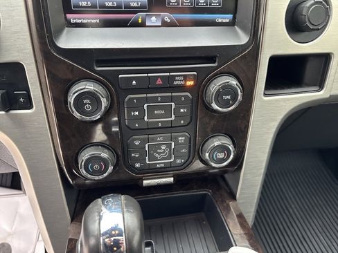 Used 2013 Ford F150 Platinum image 23