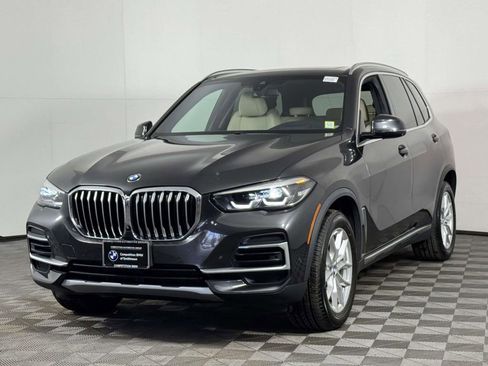 Used 2022 BMW X5 xDrive40i w/ Premium Package AWD/4WD image 7