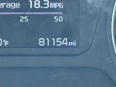 Used 2020 Kia Sorento LX FWD image 30