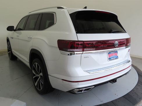 New 2026 Volkswagen Atlas SEL Premium R-Line AWD/4WD image 7