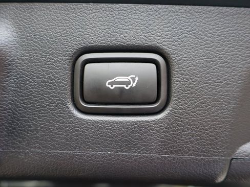 Used 2025 Hyundai Palisade Calligraphy image 32