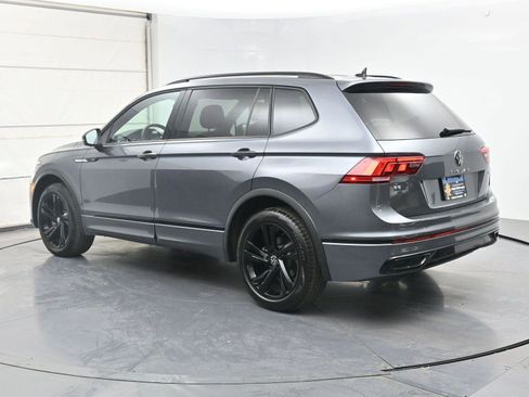 Used 2024 Volkswagen Tiguan SE R-Line AWD/4WD image 21